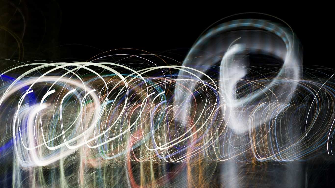 Surat Al-`Anfal (Sura Prăzilor)