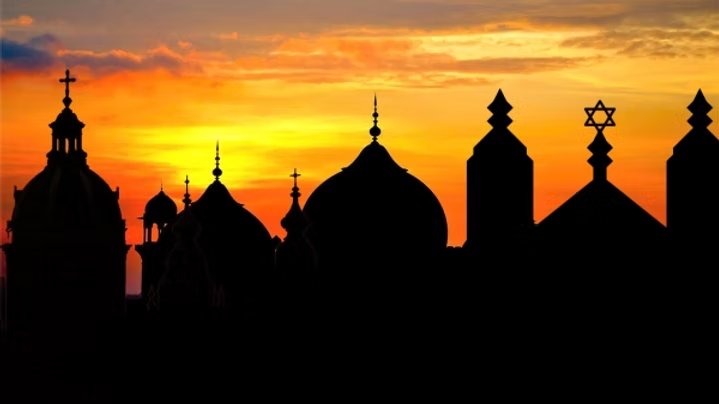Care este diferența dintre Dumnezeu și Allah?